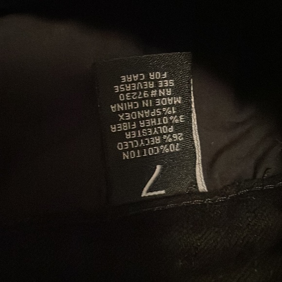 Size 7 - Picture 4 of 8